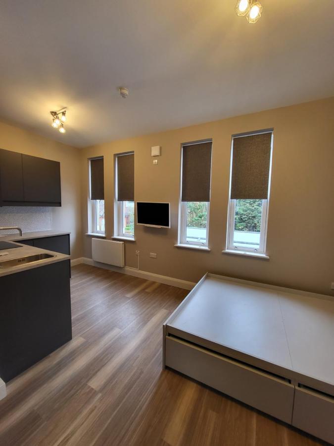 Sands House - Luxury Modern Studios With Secure Parking In Epsom, Surrey ห้อง รูปภาพ